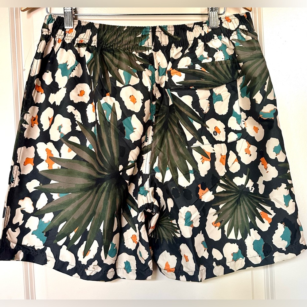 Negative Space Men’s Trunks, Sz L, Palm Leaves, fits waist up to 36.